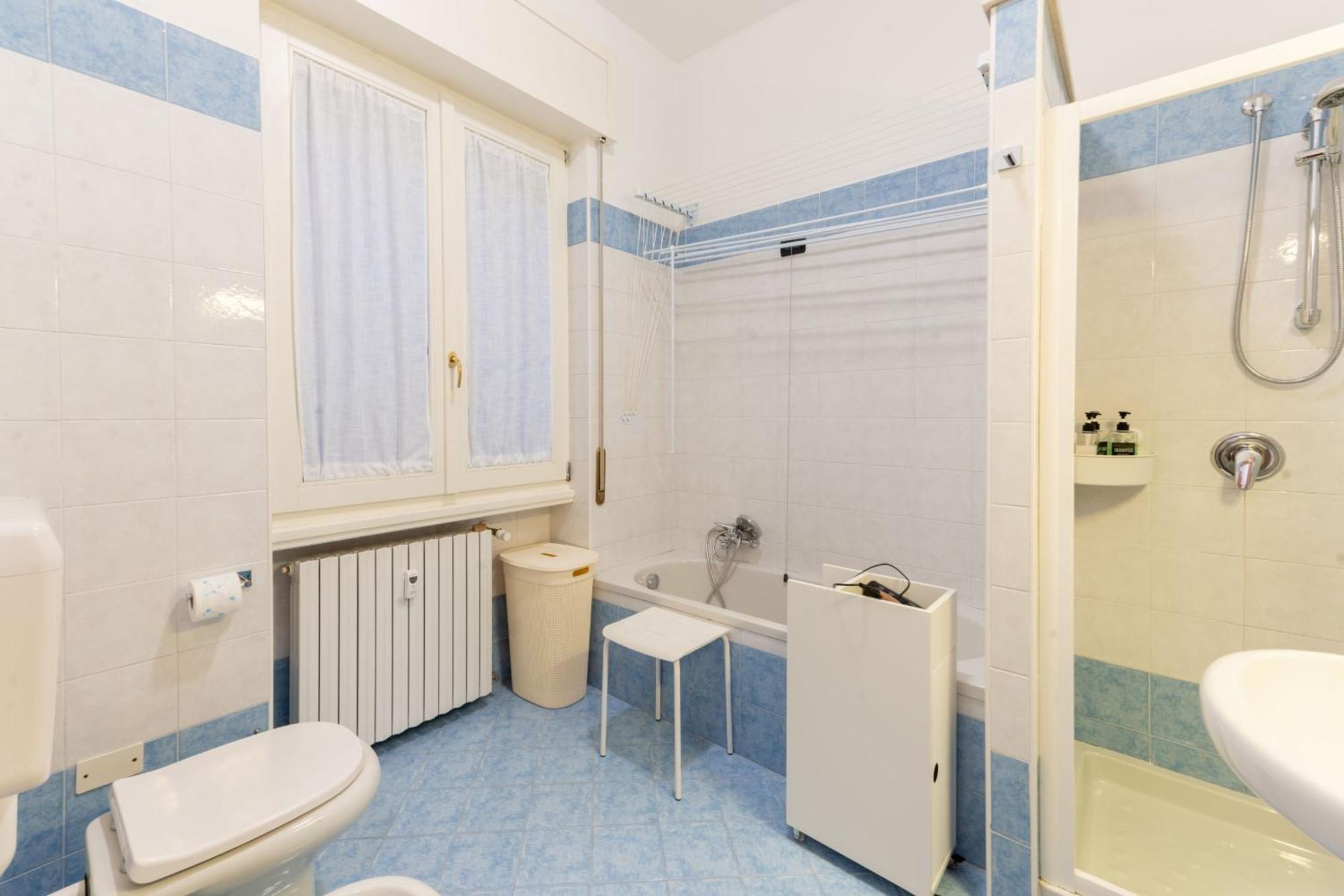 Holiday Apartment - Brescia Centro - Parcheggio Privato Eksteriør billede